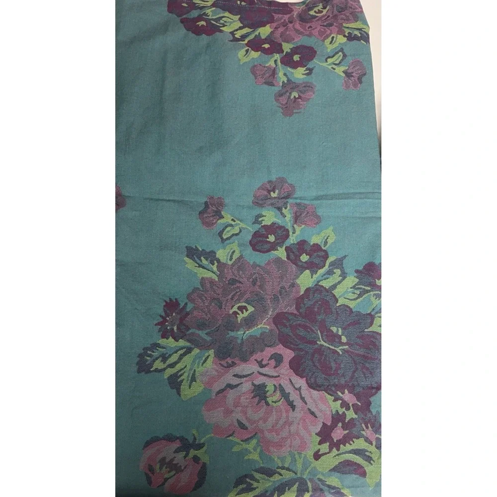 ANTHROPOLOGIE Tablecloth Floral 53x54